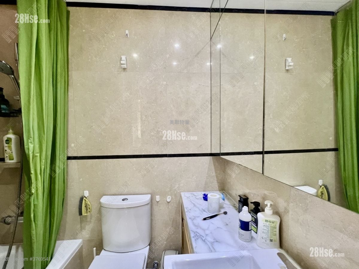 Lexington Hill Sell 2 Bedrooms 593 ft²