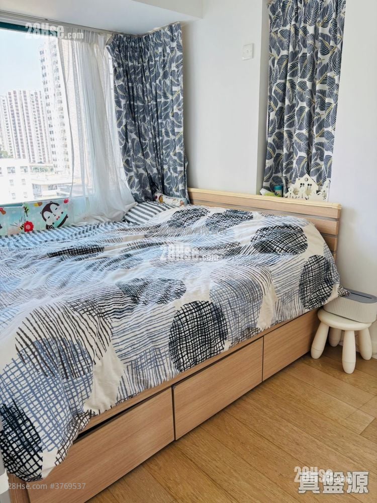 Fortune Court Sell 1 Bedroom , 1 Bathroom 389 ft²