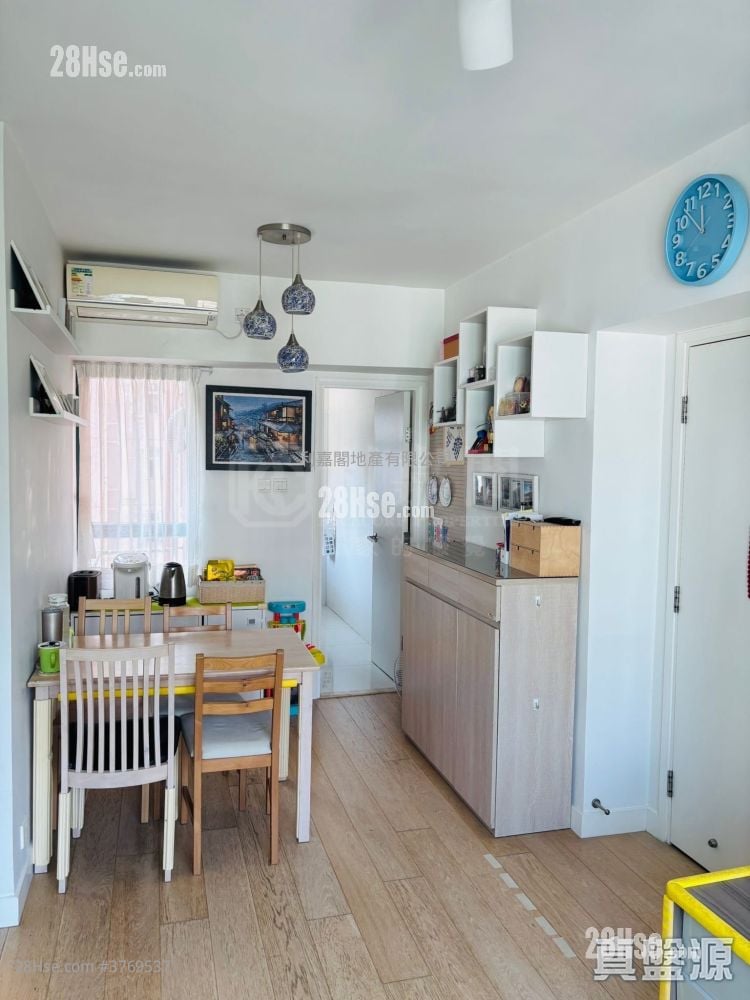 Fortune Court Sell 1 Bedroom , 1 Bathroom 389 ft²