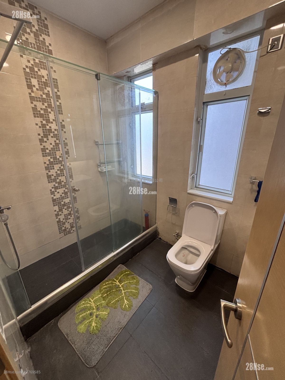 嘉景楼 售盘 3 房 , 1 浴室 664 平方尺