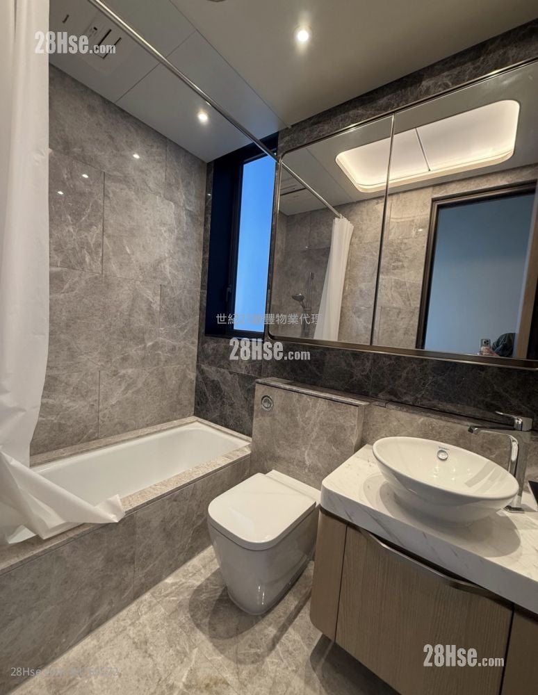 Henley Park Sell 2 Bedrooms , 1 Bathroom 476 ft²