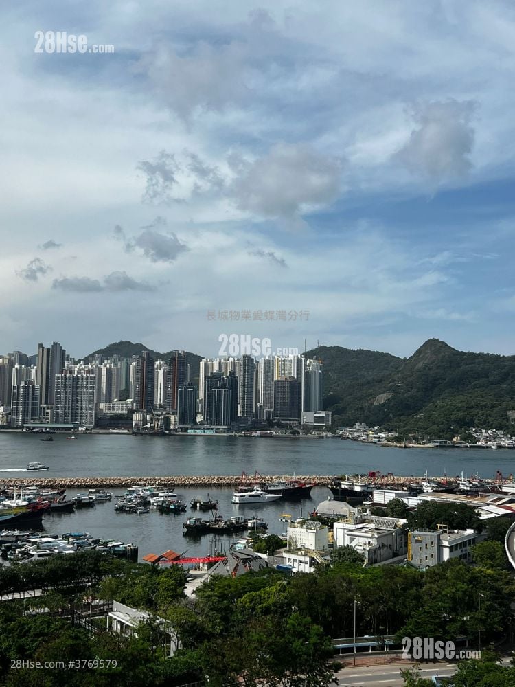 Aldrich Garden Sell 592 ft²