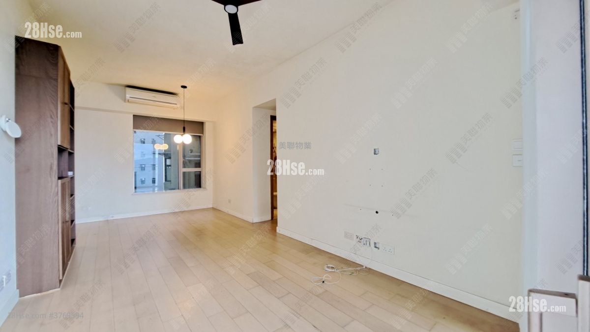 加多近山 售盘 3 房 915 平方尺