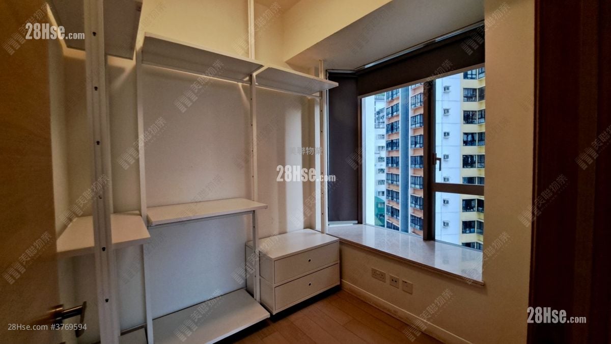 加多近山 售盘 3 房 915 平方尺