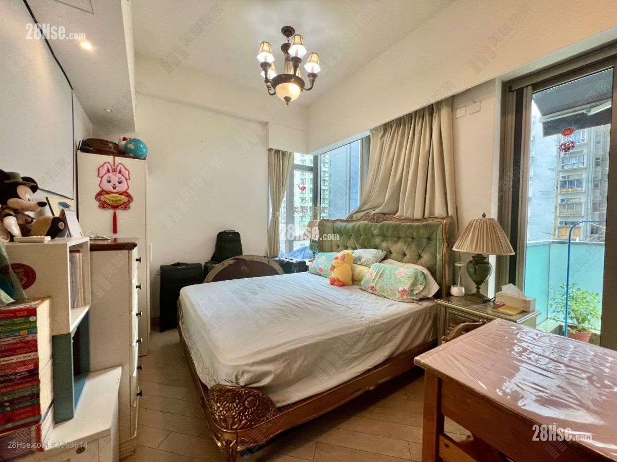 Imperial Kennedy Sell 3 Bedrooms 990 ft²