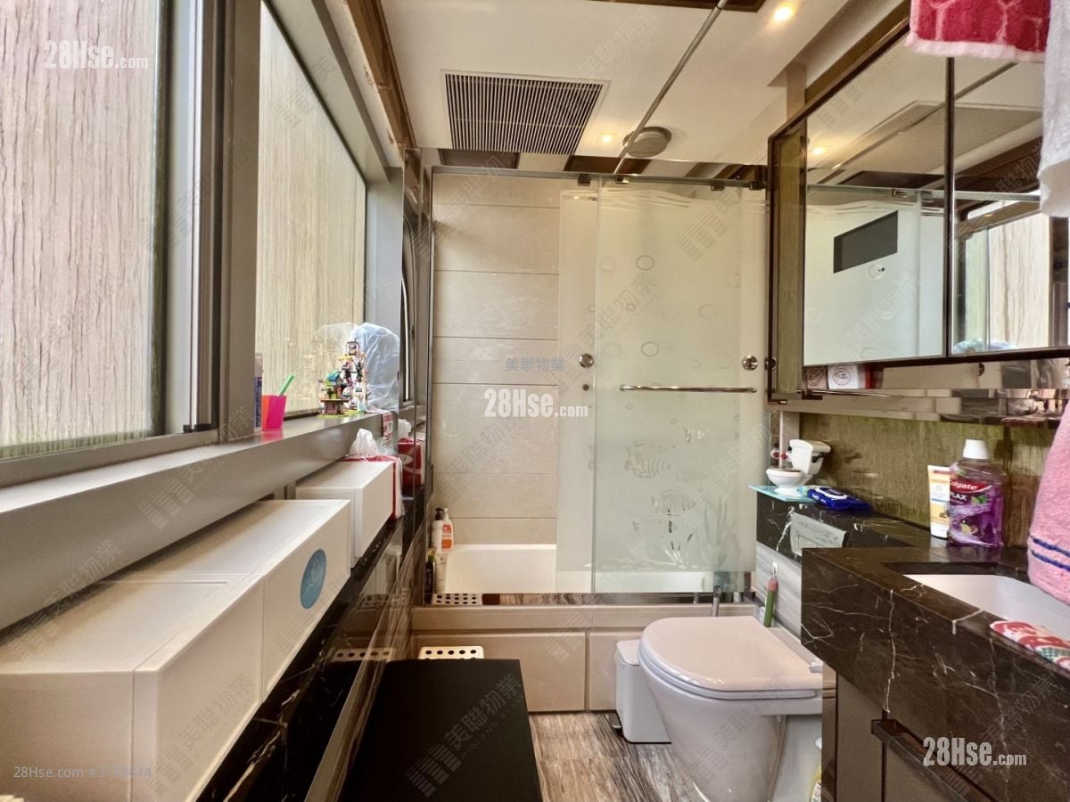 Imperial Kennedy Sell 3 Bedrooms 990 ft²