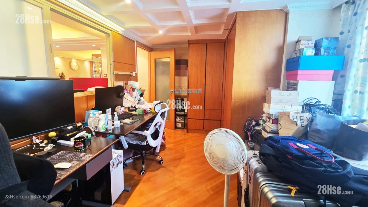 又一村花园 售盘 4 房 , 2 浴室 1,581 平方尺