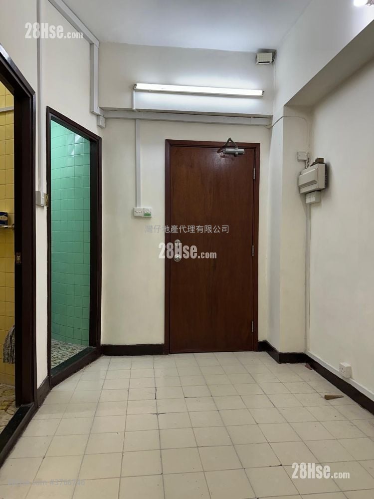 Lai Shan Mansion Sell 2 Bedrooms , 1 Bathroom 320 ft²