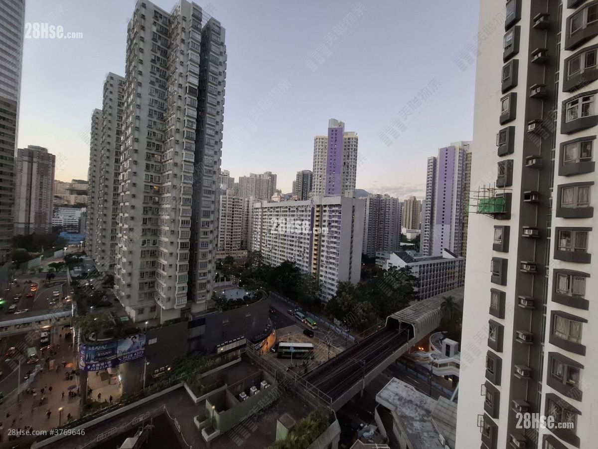 New Kwai Fong Gardens Sell 2 Bedrooms , 1 Bathroom 400 ft²