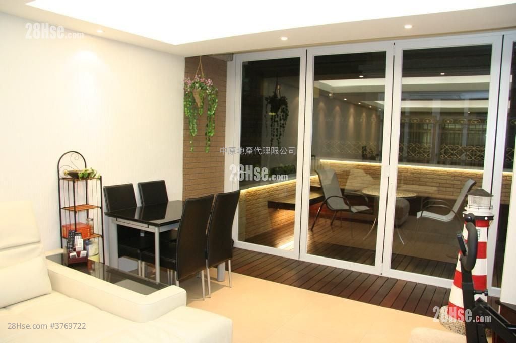 厅: 四季名园 售盘 3 房 , 2 浴室 970 平方尺