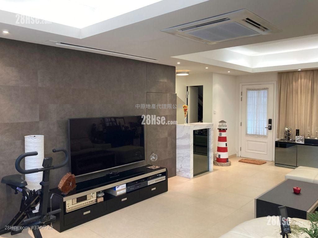 厅: 四季名园 售盘 3 房 , 2 浴室 970 平方尺