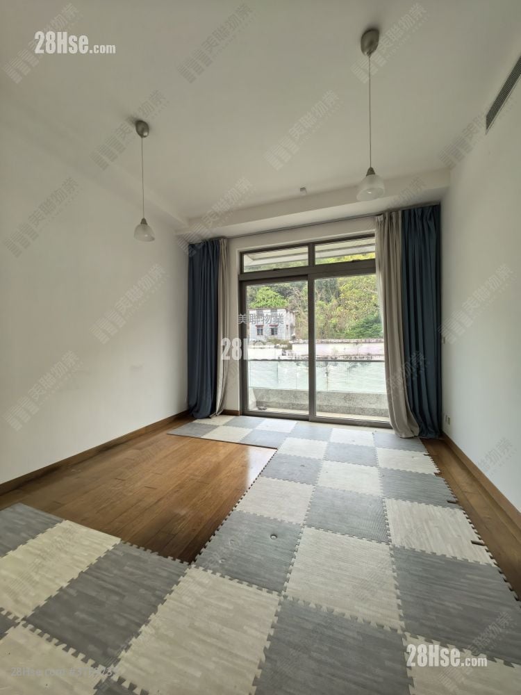 The Green Sell 4 Bedrooms 2,039 ft²