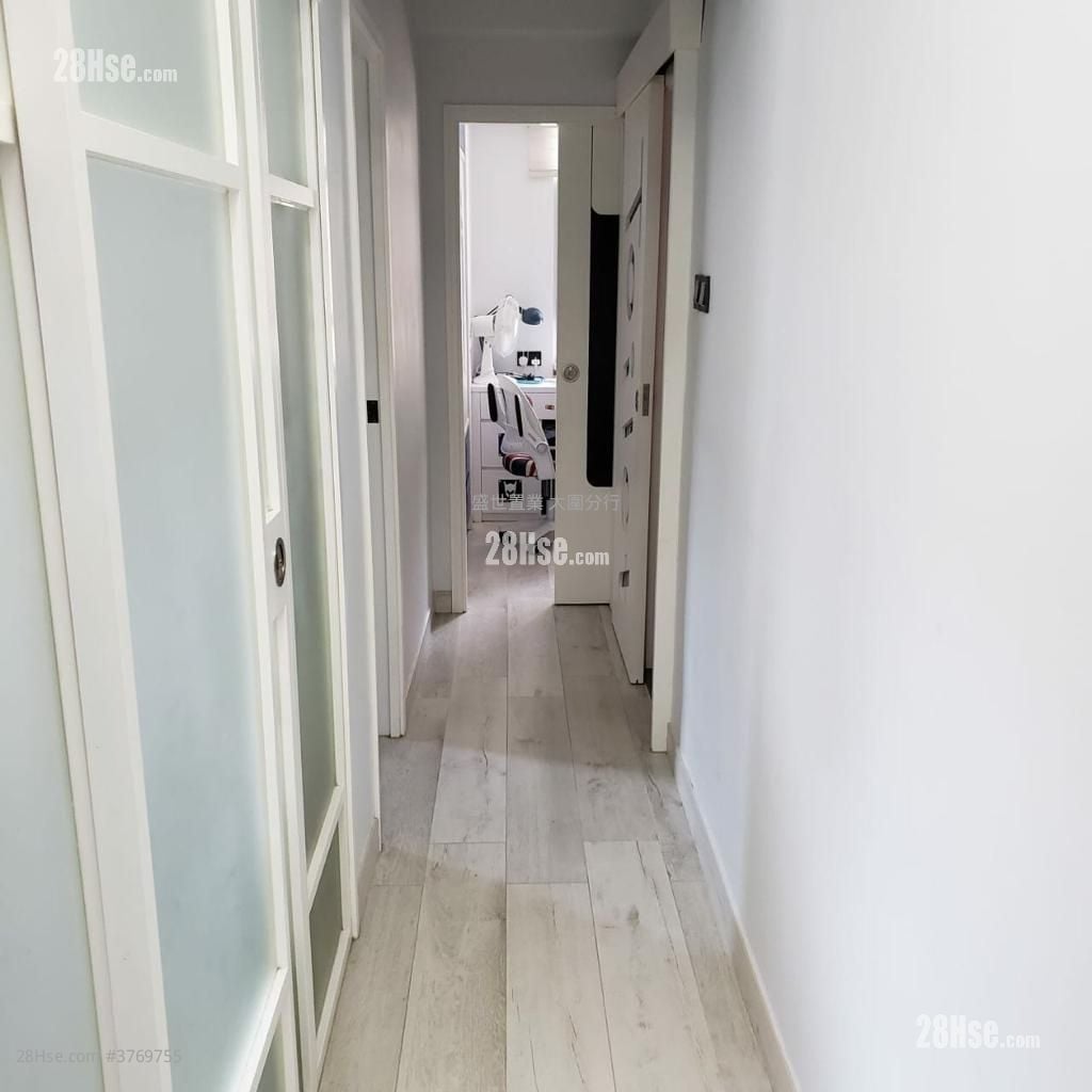 Carado Garden Sell 3 Bedrooms , 1 Bathroom