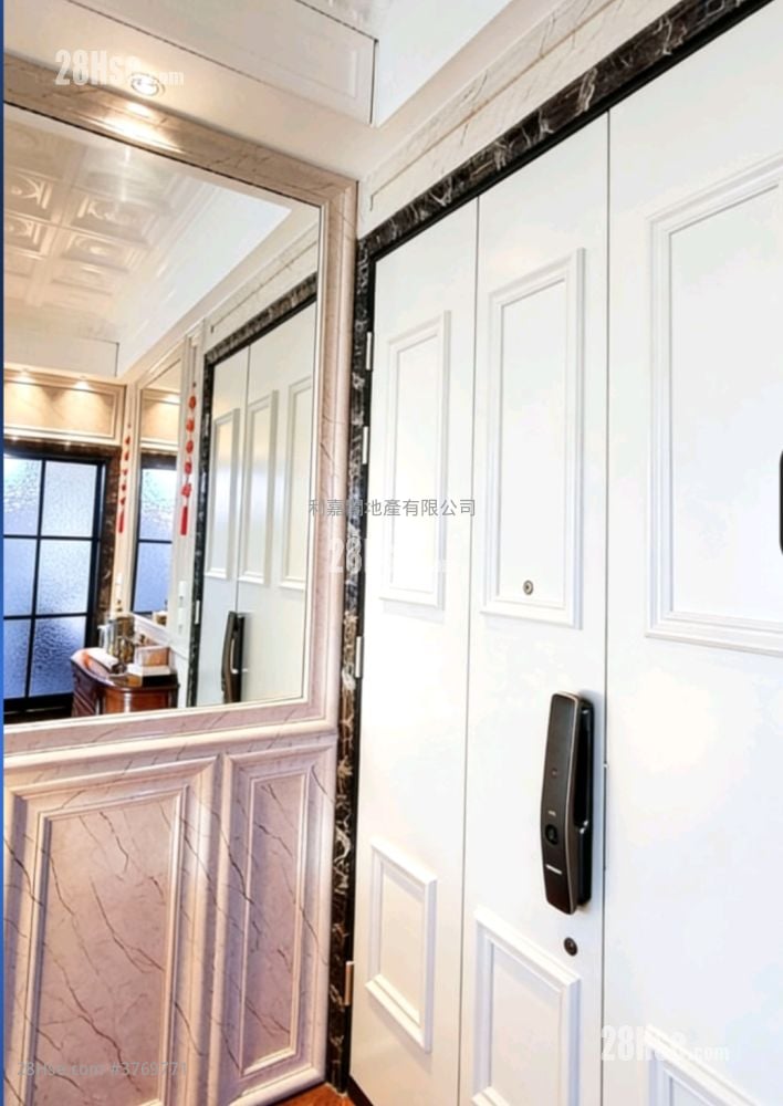 壹号云顶 售盘 4 房 , 3 浴室 1,087 平方尺