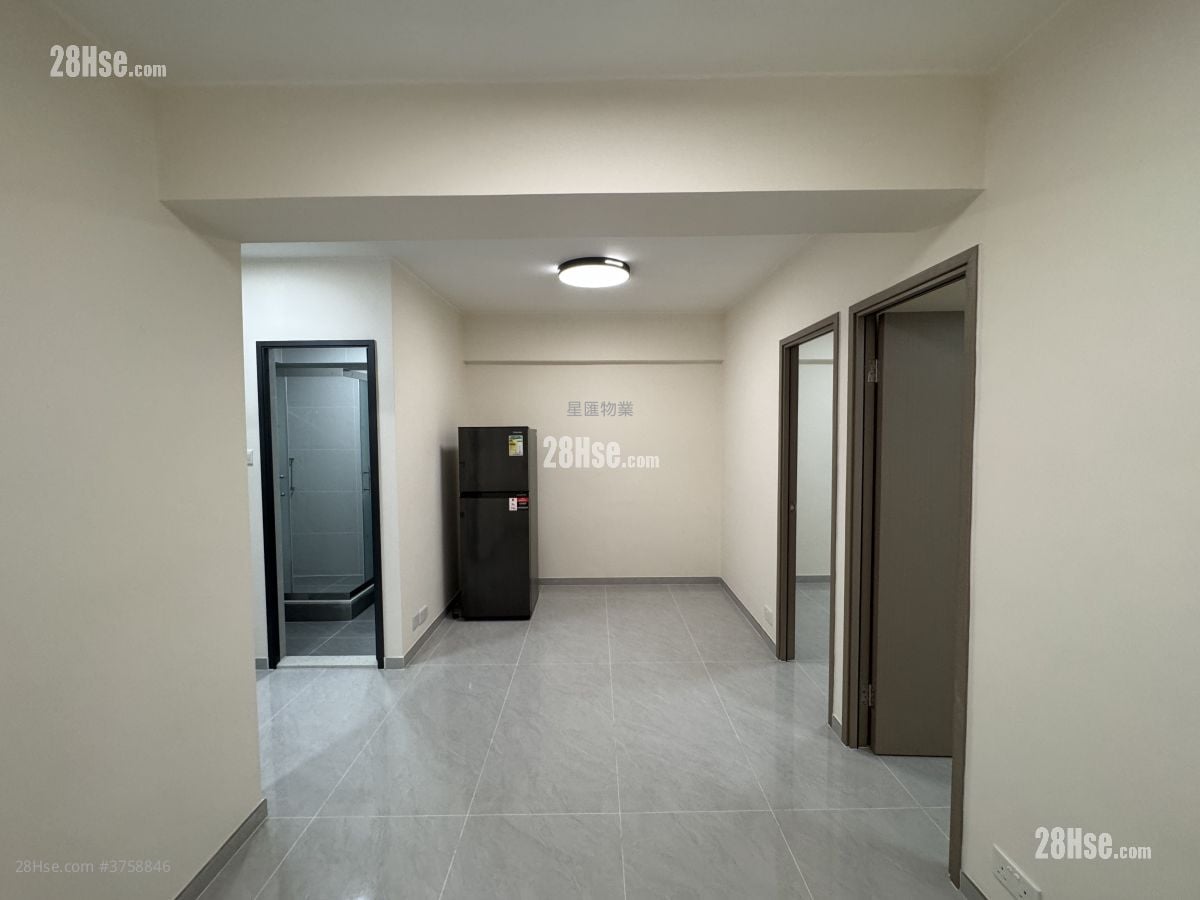 Whampoa Estate Sell 2 Bedrooms , 1 Bathroom 401 ft²