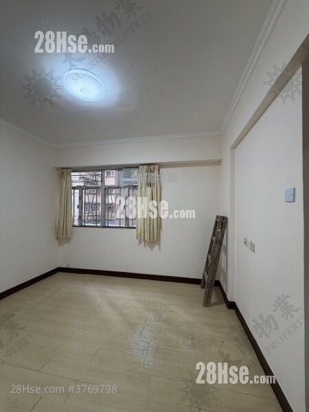 Whampoa Estate Sell 2 Bedrooms 323 ft²