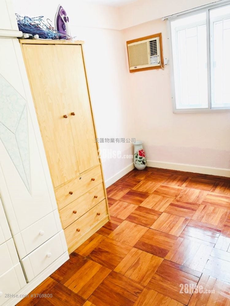 元朗村屋 售盘 3 房 , 1 浴室 700 平方尺