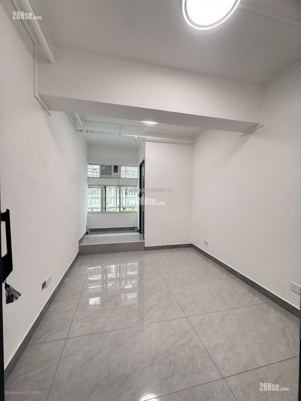 中美中心 租盘 开放式间隔 , 1 厕所