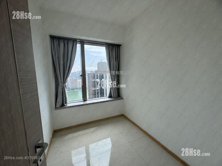 海之恋 售盘 3 房 773 平方尺