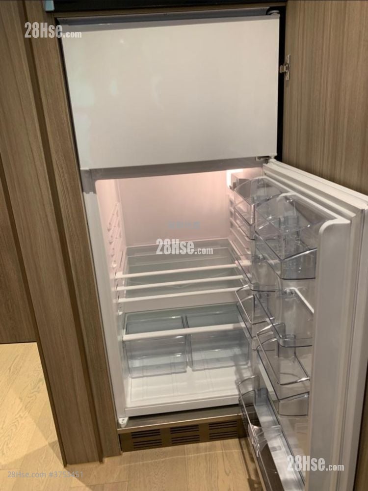 荟荞 租盘 1 房 , 1 浴室 389 平方尺