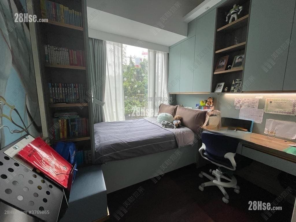 Eden Gate Sell 4 Bedrooms 1,464 ft²