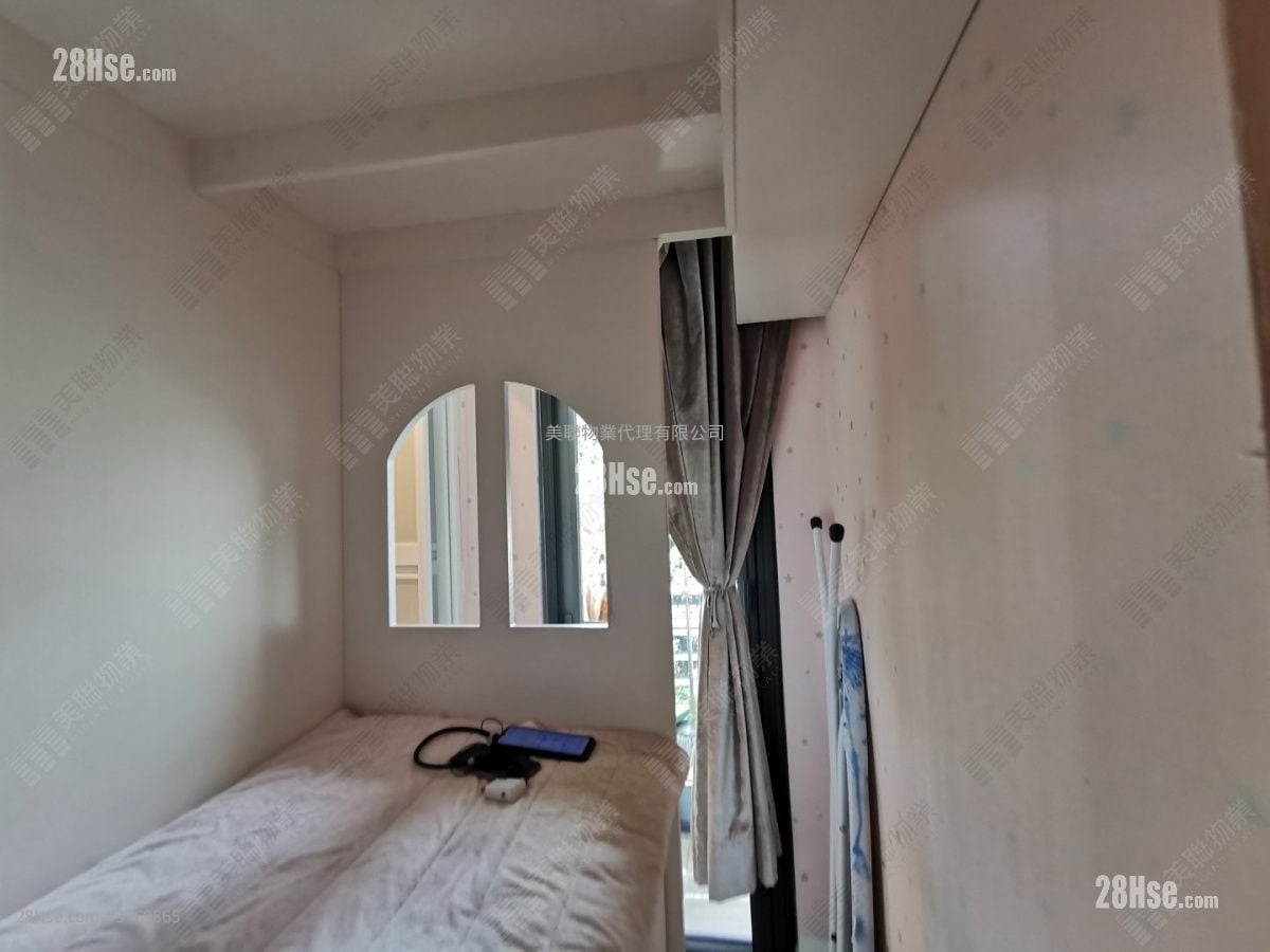 Eden Gate Sell 4 Bedrooms 1,464 ft²