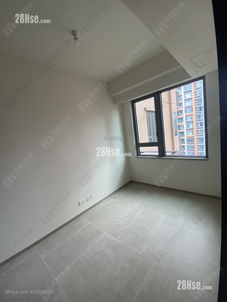 master room: The Yoho Hub Sell 1 Bedroom , 1 Bathroom 348 ft²