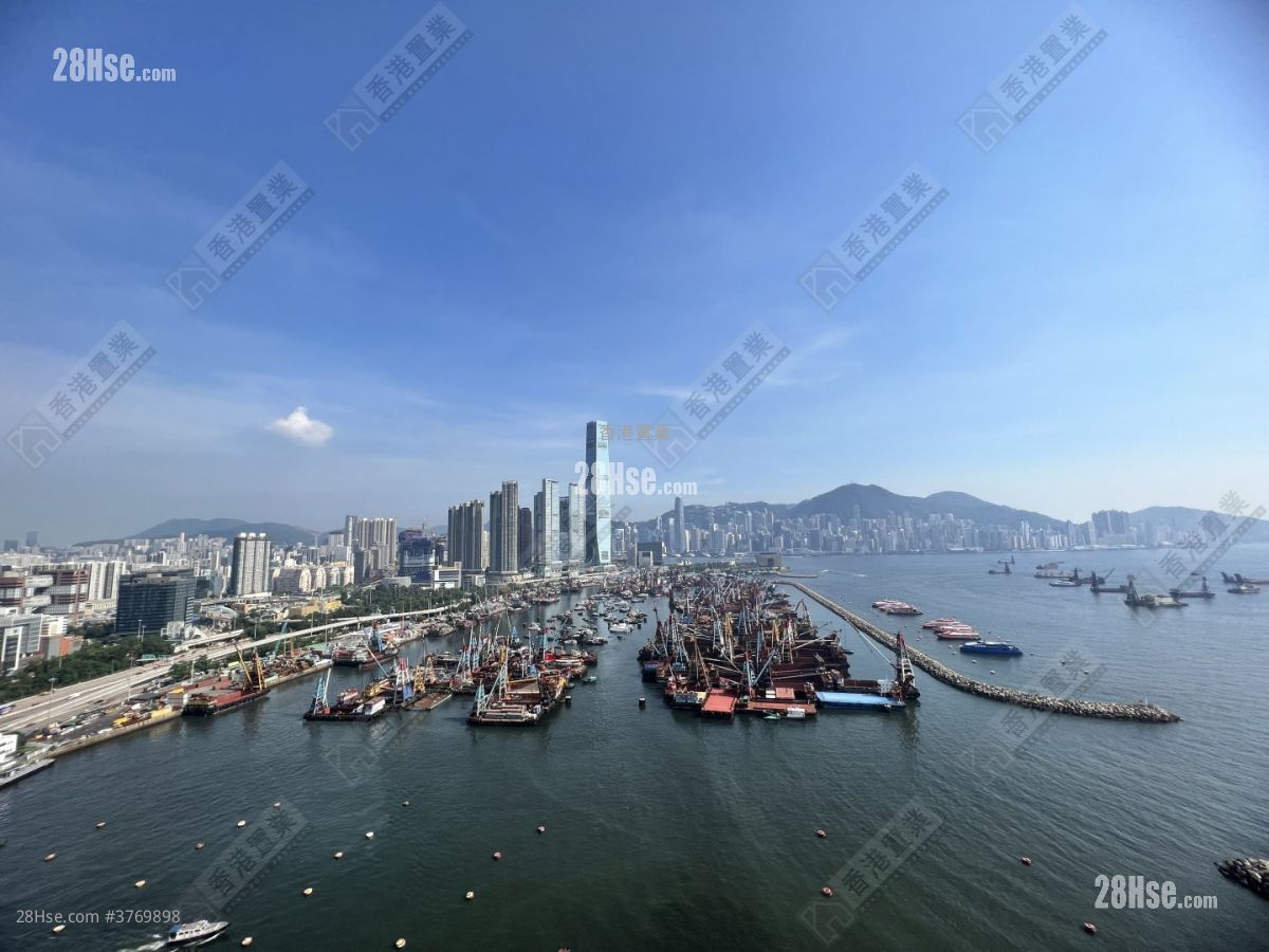 一号银海 售盘 3 房 , 2 浴室 746 平方尺