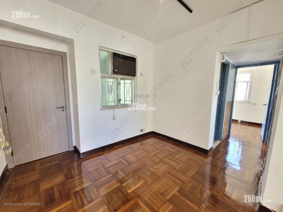 Connie Towers Sell 2 Bedrooms 456 ft²