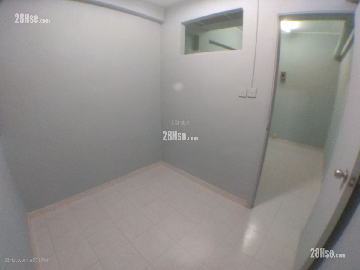 新蒲崗 彩虹道 唐樓 Rental 1 Bedroom , 1 Bathroom 220 ft²
