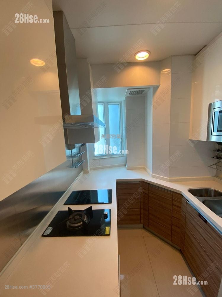 致蓝天 售盘 3 房 , 2 浴室 743 平方尺