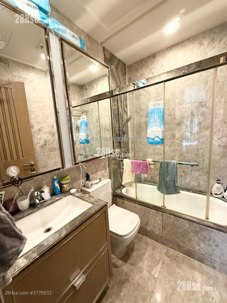 One Homantin 售盘 2 房 , 2 浴室 706 平方尺