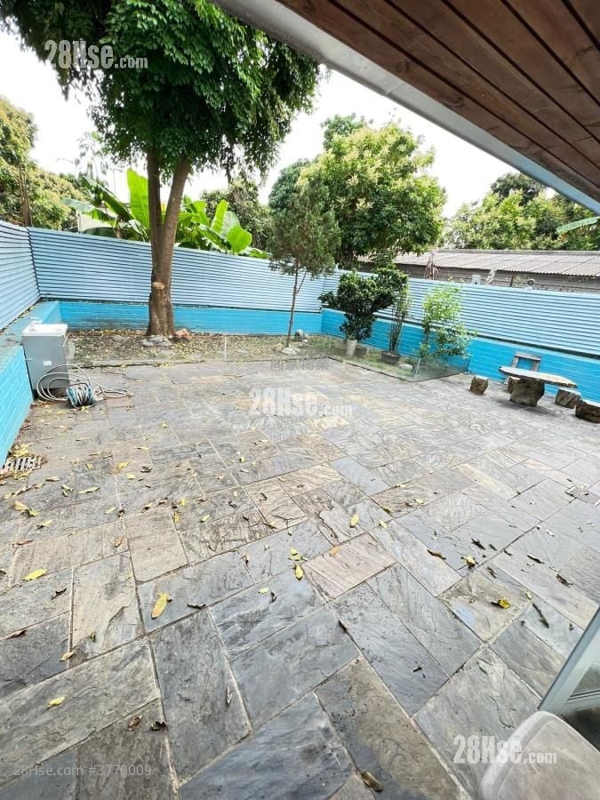 Villa Pinada House Sell 3 Bedrooms , 3 Bathrooms 793 ft²