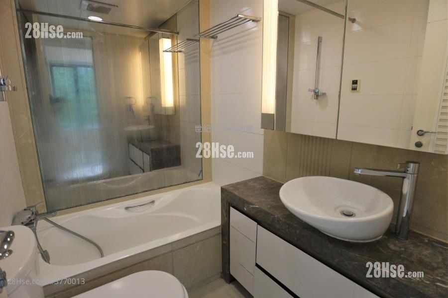 岚山 售盘 3 房 , 2 浴室 739 平方尺