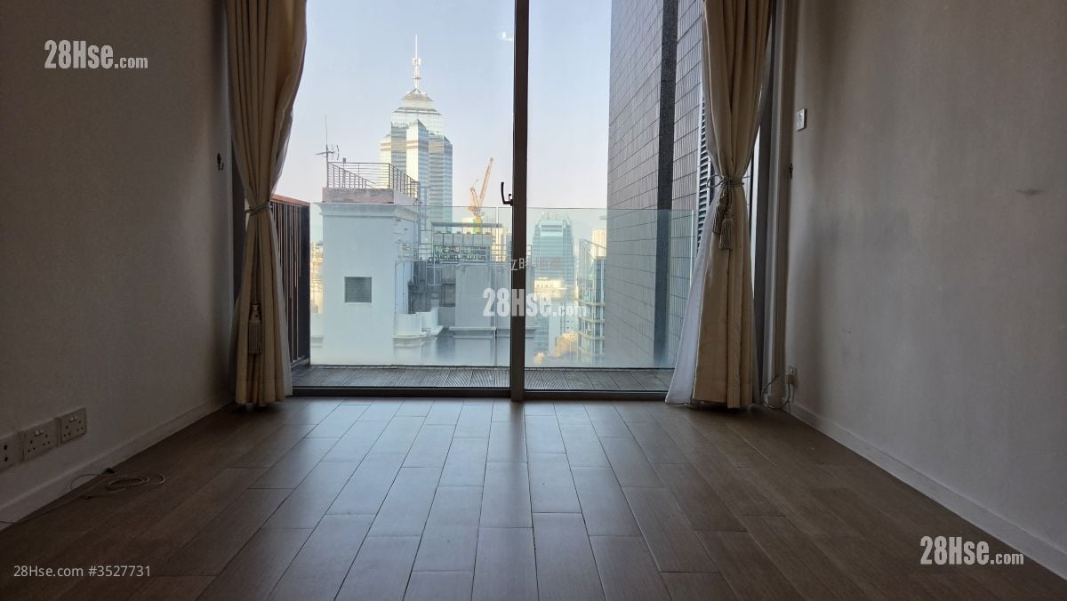 Soho 38 Rental 2 Bedrooms , 1 Bathroom 489 ft²