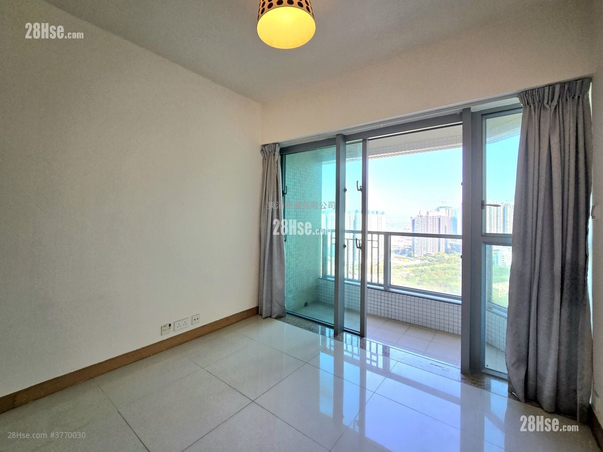 蓝天海岸 售盘 3 房 , 2 浴室 777 平方尺