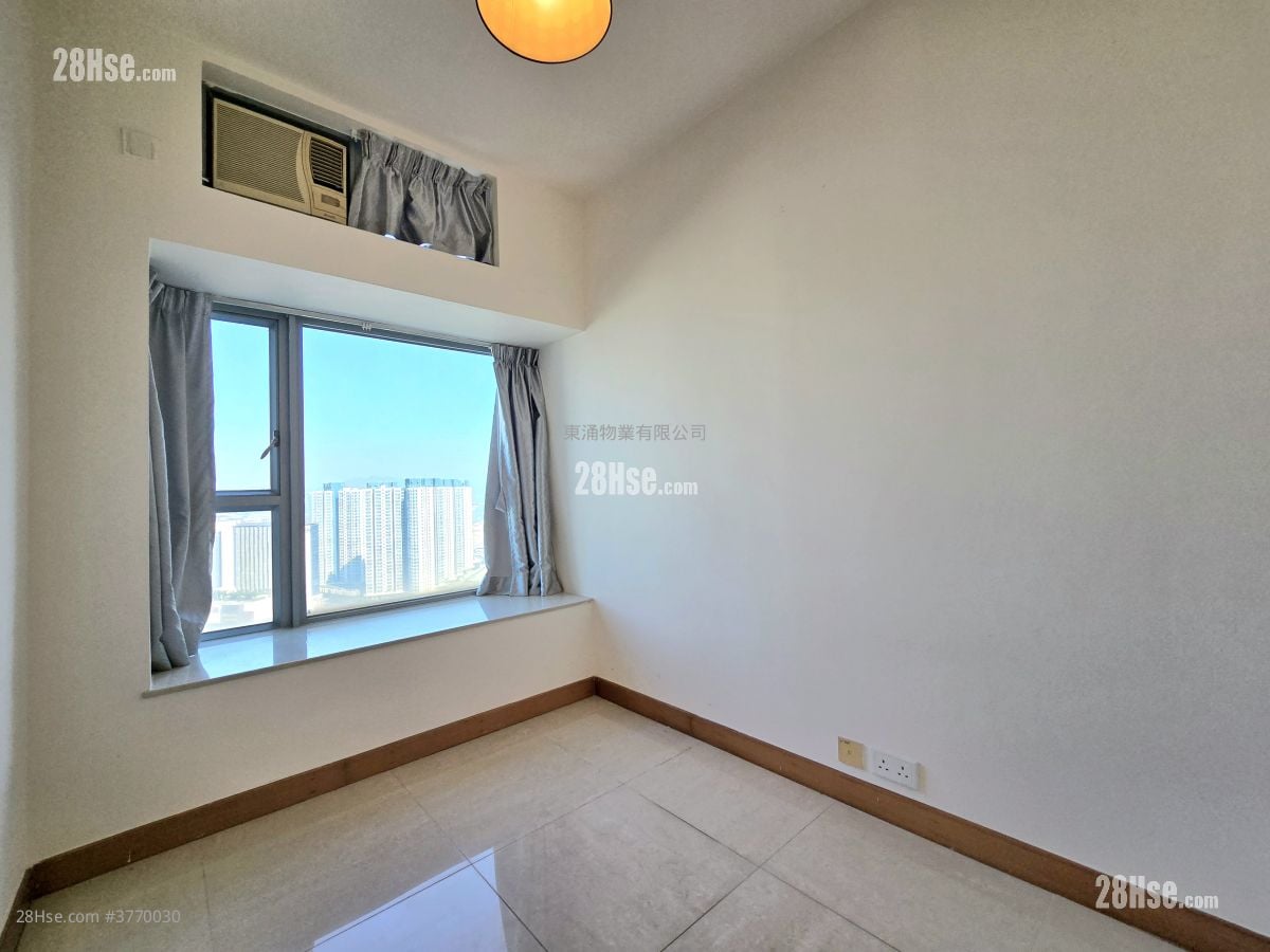 蓝天海岸 售盘 3 房 , 2 浴室 777 平方尺