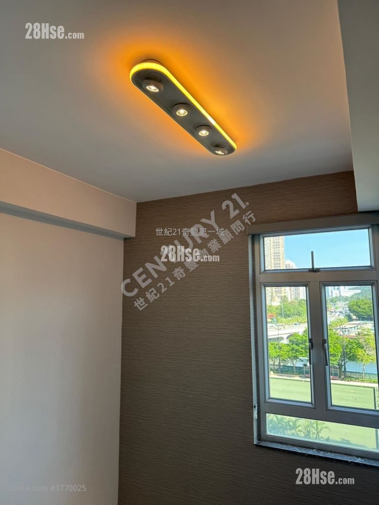 City One Shatin Sell 3 Bedrooms , 1 Bathroom 451 ft²