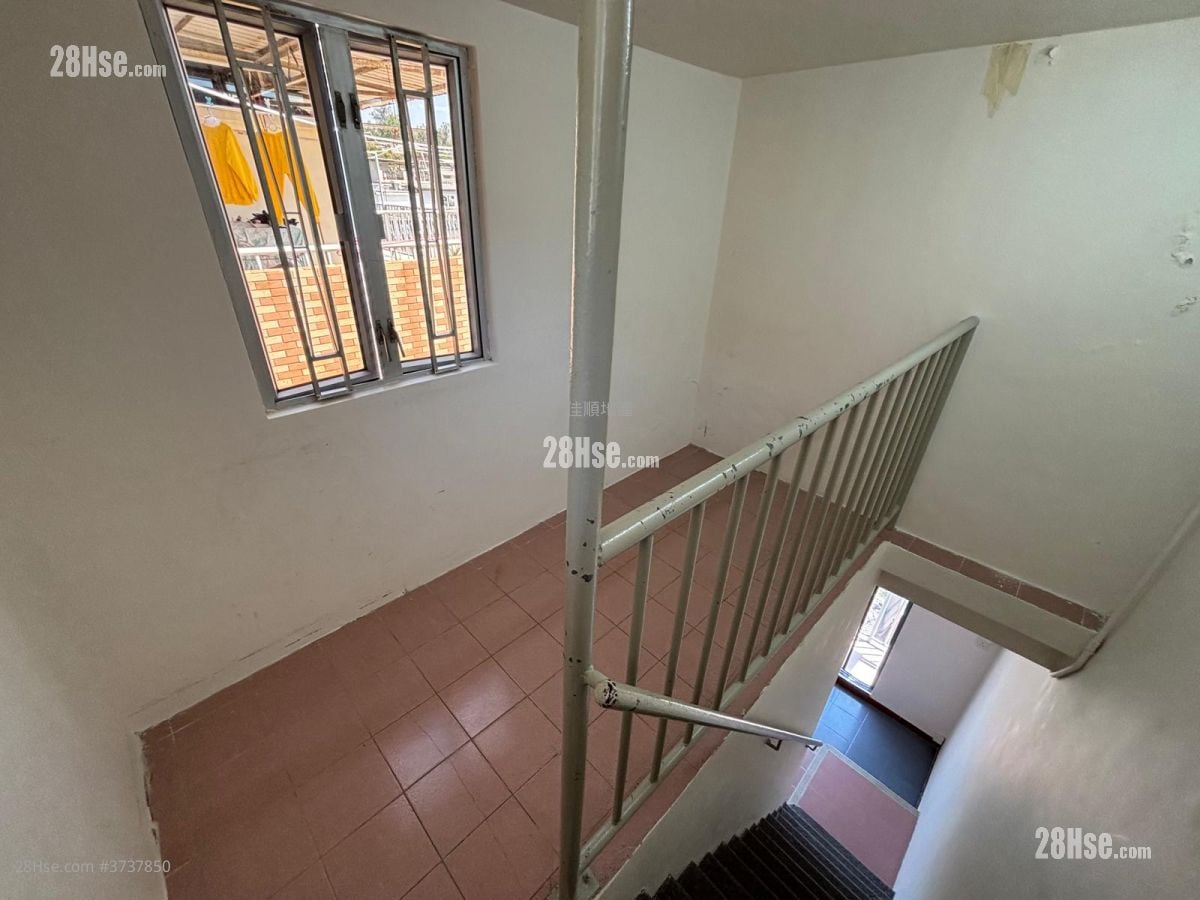 Village Rental 2 Bedrooms , 1 Bathroom