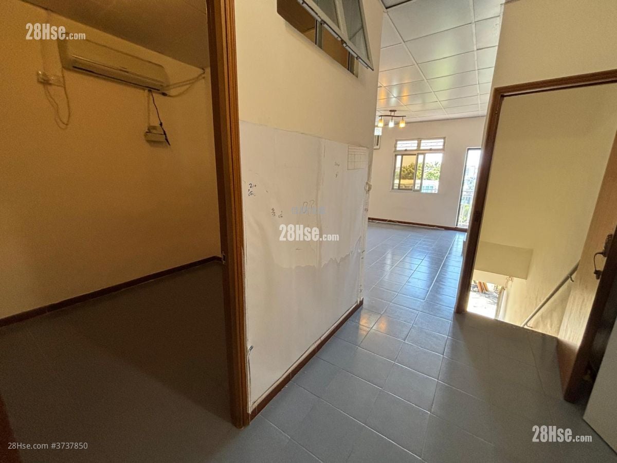 Village Rental 2 Bedrooms , 1 Bathroom