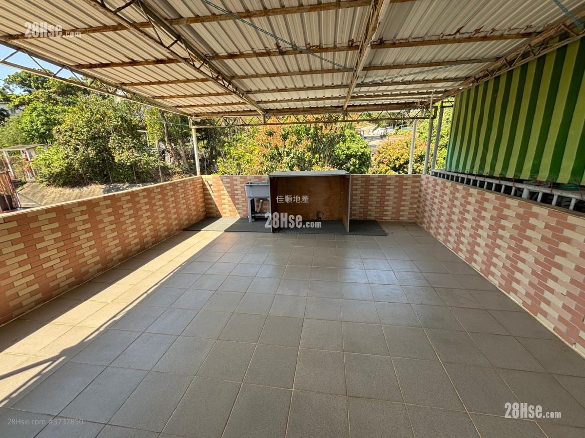 Village Rental 2 Bedrooms , 1 Bathroom