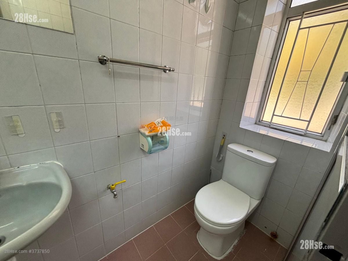 Village Rental 2 Bedrooms , 1 Bathroom