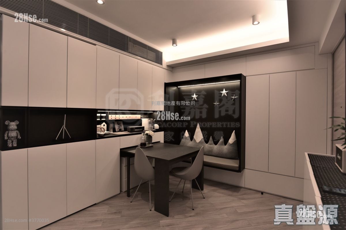 Fleur Pavilia Sell 3 Bedrooms 879 ft²
