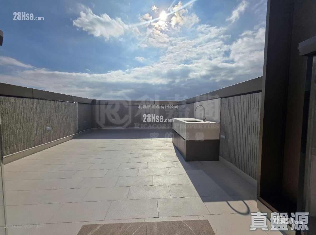 Pano Harbour Sell 5+ Bedrooms 2,729 ft²