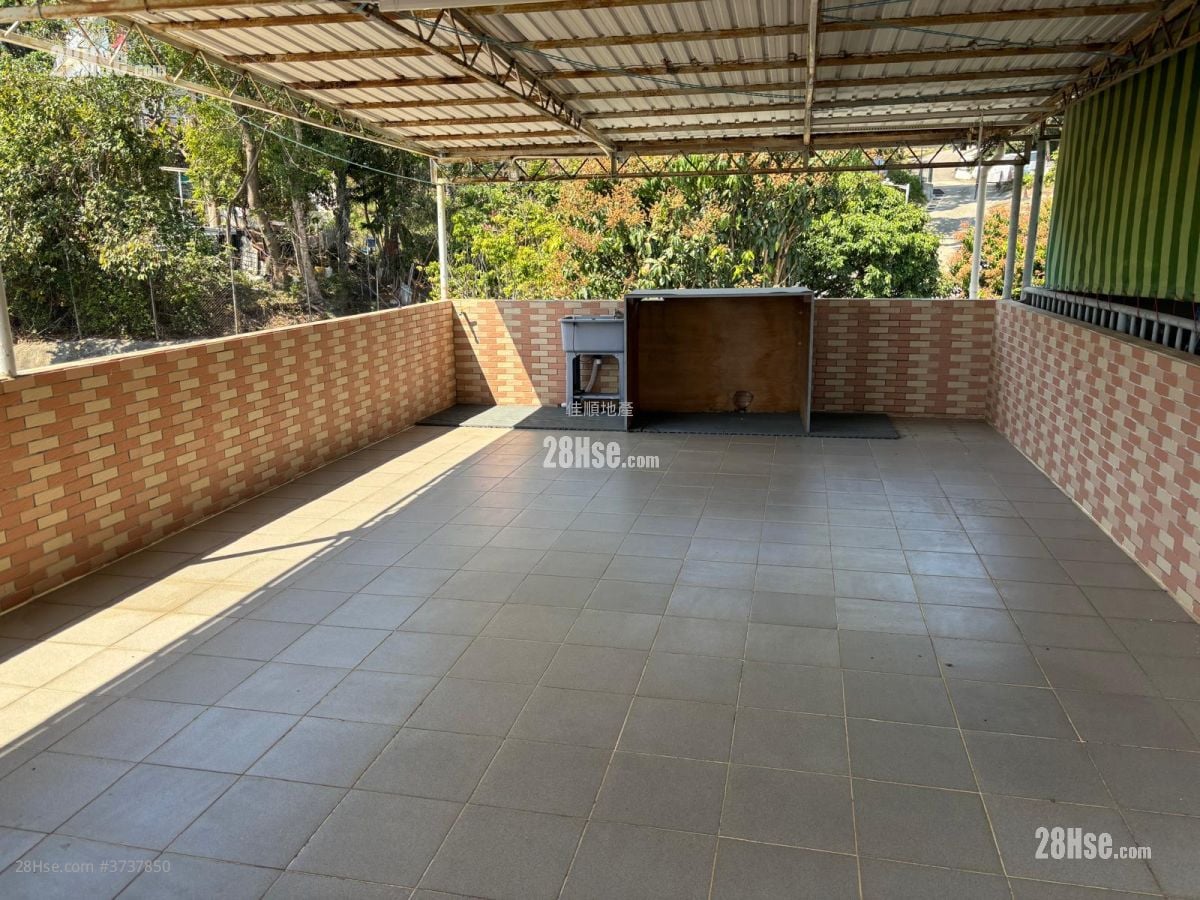 Village Rental 2 Bedrooms , 1 Bathroom