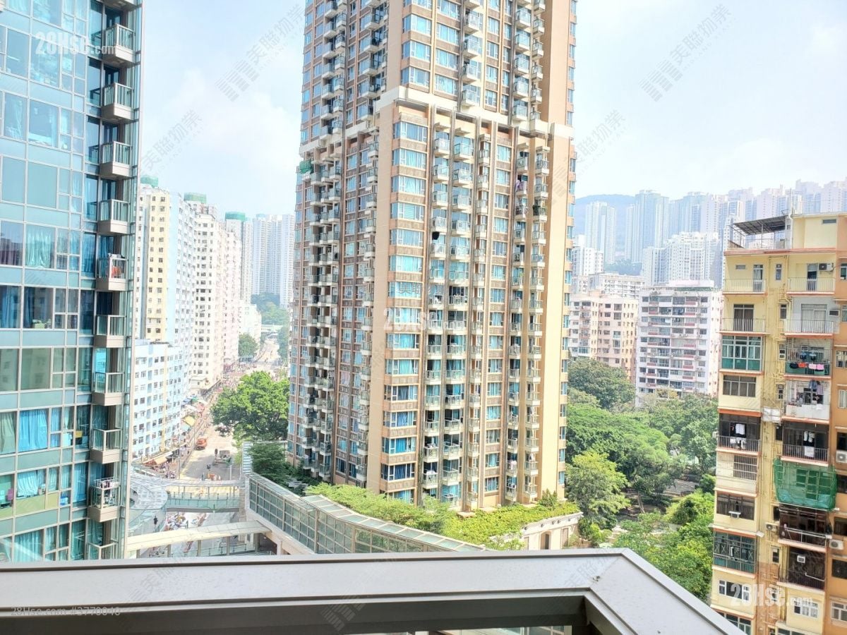 Grand Central Sell 3 Bedrooms 765 ft²