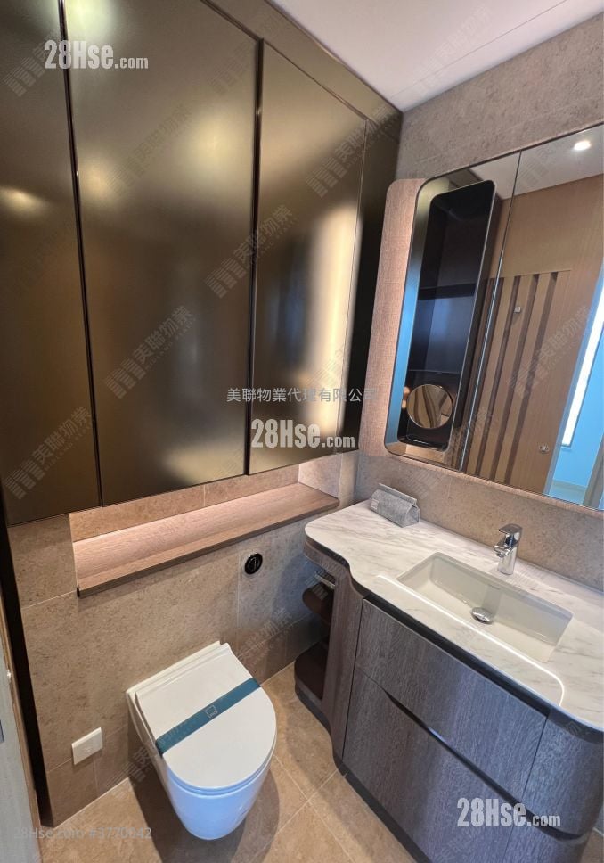 LP10 售盘 4 房 , 3 浴室 1,204 平方尺