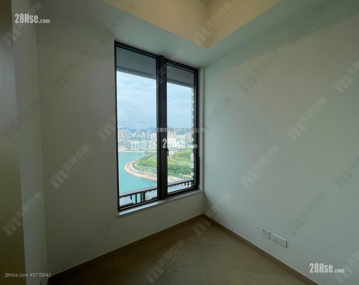 LP10 售盘 4 房 , 3 浴室 1,204 平方尺