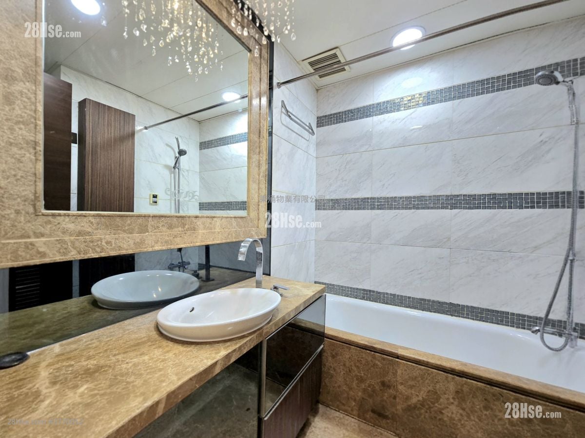 映湾园 售盘 5+ 房 , 5+ 浴室 2,484 平方尺