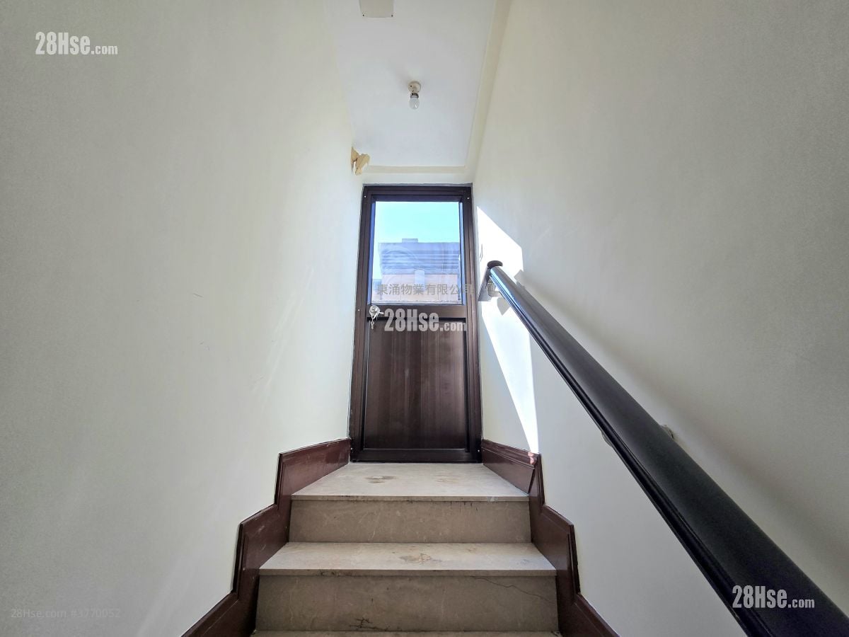 映湾园 售盘 5+ 房 , 5+ 浴室 2,484 平方尺